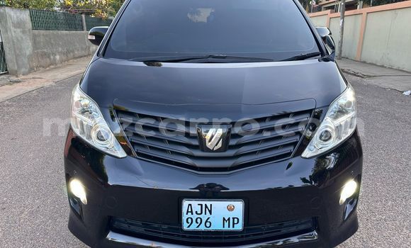 Nunua Ilio tumika Toyota Alphard Nyeusi Gari ndani ya Maputo nchini Maputo