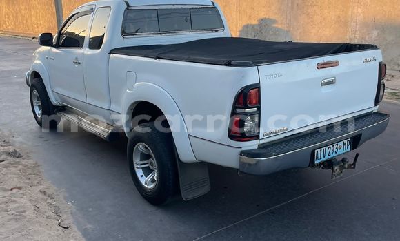 Comprar Novo Toyota Hilux Branco Carro em Maputo em Maputo Comprar Novo Toyota Hilux Branco Carro em Maputo em Maputo