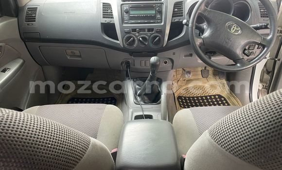 Comprar Novo Toyota Hilux Branco Carro em Maputo em Maputo Comprar Novo Toyota Hilux Branco Carro em Maputo em Maputo