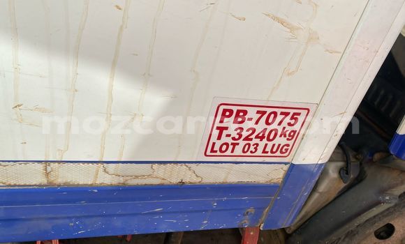 Comprar Usado Toyota Dyna Branco Carro em Maputo em Maputo Comprar Usado Toyota Dyna Branco Carro em Maputo em Maputo