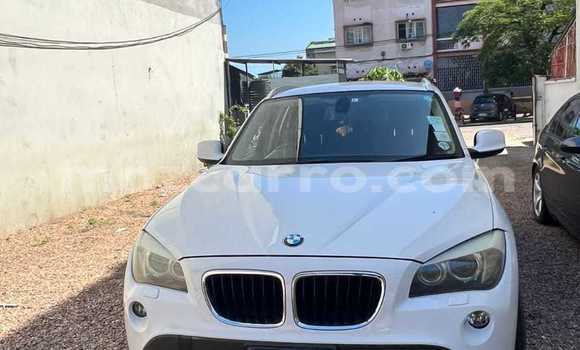 Buy Used BMW X1 White Car in Maputo in Maputo