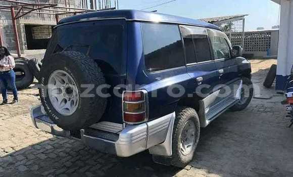 Buy Used Mitsubishi Pajero Blue Car in Maputo in Maputo Buy Used Mitsubishi Pajero Blue Car in Maputo in Maputo