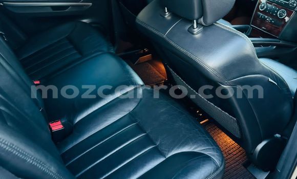 Tenga Tsaru Mercedes-Benz E-Classe Beige Mota in Maputo in Maputo Tenga Tsaru Mercedes-Benz E-Classe Beige Mota in Maputo in Maputo