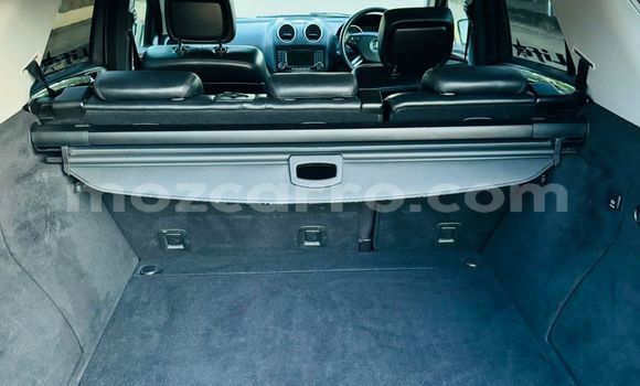 Tenga Tsaru Mercedes-Benz E-Classe Beige Mota in Maputo in Maputo Tenga Tsaru Mercedes-Benz E-Classe Beige Mota in Maputo in Maputo