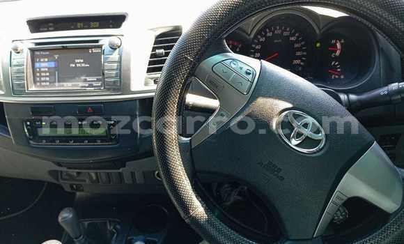 Buy Used Toyota Hilux White Car in Maputo in Maputo Buy Used Toyota Hilux White Car in Maputo in Maputo