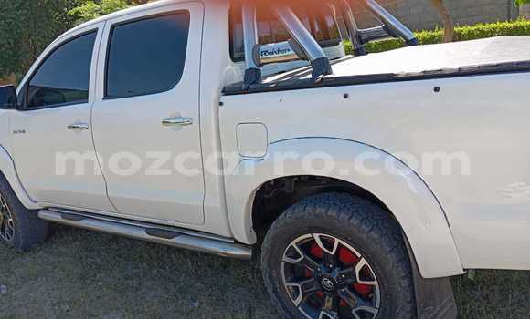 Buy Used Toyota Hilux White Car in Maputo in Maputo Buy Used Toyota Hilux White Car in Maputo in Maputo