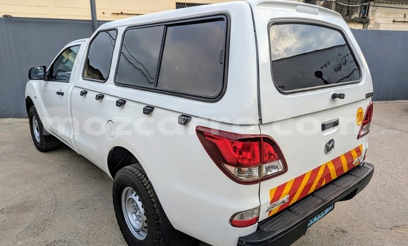 Tenga Tsaru Mazda BT-50 Chena Mota in Maputo in Maputo Tenga Tsaru Mazda BT-50 Chena Mota in Maputo in Maputo