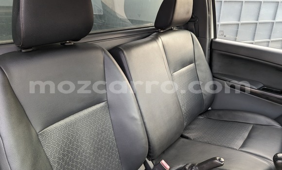 Tenga Tsaru Mazda BT-50 Chena Mota in Maputo in Maputo Tenga Tsaru Mazda BT-50 Chena Mota in Maputo in Maputo