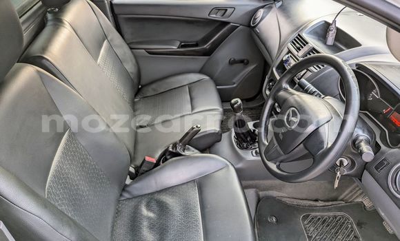 Comprar Usado Mazda BT-50 Branco Carro em Maputo em Maputo Comprar Usado Mazda BT-50 Branco Carro em Maputo em Maputo