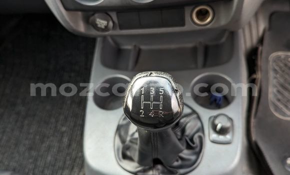 Comprar Usado Mazda BT-50 Branco Carro em Maputo em Maputo Comprar Usado Mazda BT-50 Branco Carro em Maputo em Maputo