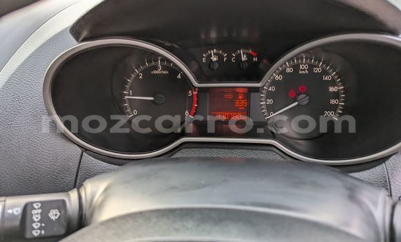 Comprar Usado Mazda BT-50 Branco Carro em Maputo em Maputo Comprar Usado Mazda BT-50 Branco Carro em Maputo em Maputo