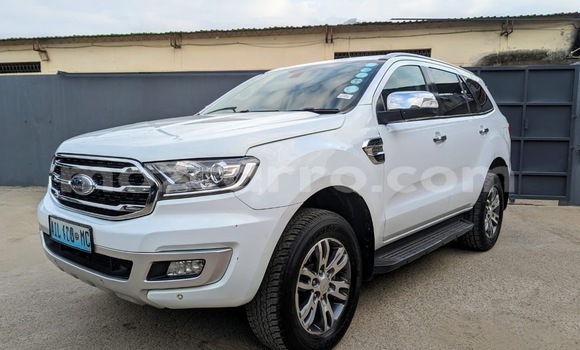 Comprar Usado Ford Everest Branco Carro em Moçambique em Nampula Comprar Usado Ford Everest Branco Carro em Moçambique em Nampula