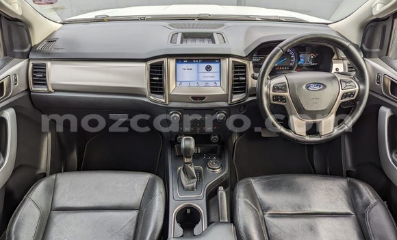 Comprar Usado Ford Everest Branco Carro em Moçambique em Nampula Comprar Usado Ford Everest Branco Carro em Moçambique em Nampula