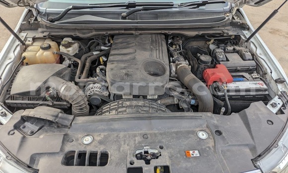 Comprar Usado Ford Everest Branco Carro em Moçambique em Nampula Comprar Usado Ford Everest Branco Carro em Moçambique em Nampula