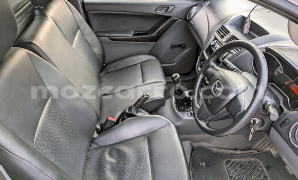 Comprar Usado Mazda BT-50 Branco Carro em Maputo em Maputo Comprar Usado Mazda BT-50 Branco Carro em Maputo em Maputo