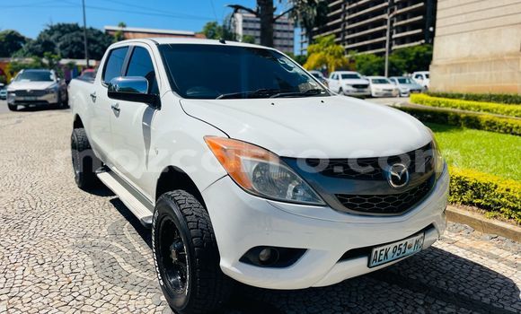 Buy New Mazda BT-50 White Car in Maputo in Maputo Buy New Mazda BT-50 White Car in Maputo in Maputo