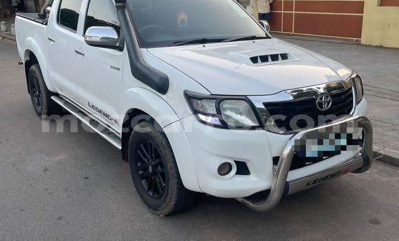 Buy Used Toyota Hilux White Car in Maputo in Maputo Buy Used Toyota Hilux White Car in Maputo in Maputo