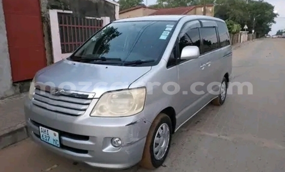 Comprar Usado Toyota Noah De outros Carro em Maputo em Maputo