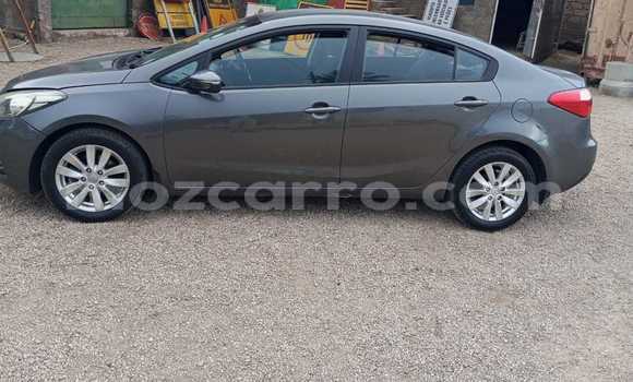 Comprar Usado Kia Cerato Prata Carro em Maputo em Maputo Comprar Usado Kia Cerato Prata Carro em Maputo em Maputo