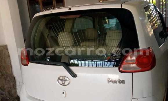 Comprar Usado Toyota Sienta Branco Carro em Maputo em Maputo Comprar Usado Toyota Sienta Branco Carro em Maputo em Maputo