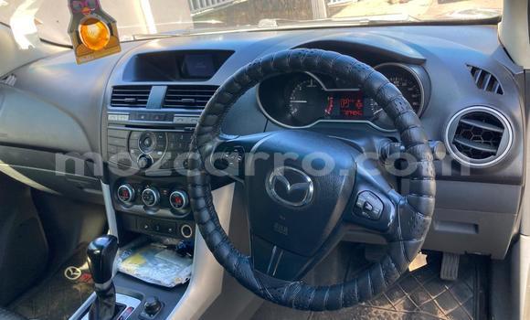 Nunua Ilio tumika Mazda BT-50 Fedha Gari ndani ya Maputo nchini Maputo Nunua Ilio tumika Mazda BT-50 Fedha Gari ndani ya Maputo nchini Maputo