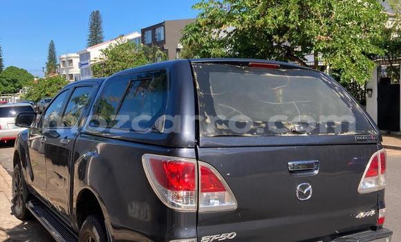 Nunua Ilio tumika Mazda BT-50 Fedha Gari ndani ya Maputo nchini Maputo Nunua Ilio tumika Mazda BT-50 Fedha Gari ndani ya Maputo nchini Maputo