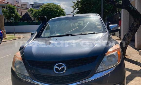 Nunua Ilio tumika Mazda BT-50 Fedha Gari ndani ya Maputo nchini Maputo Nunua Ilio tumika Mazda BT-50 Fedha Gari ndani ya Maputo nchini Maputo