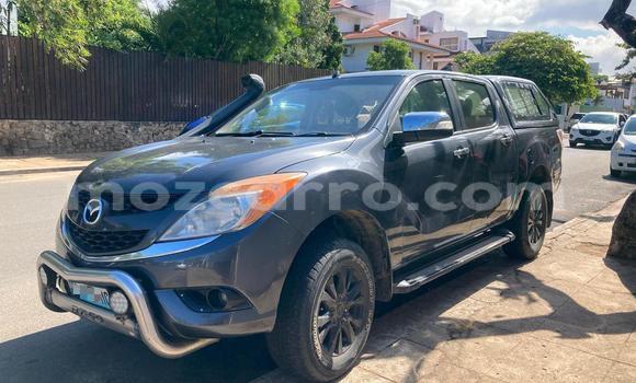 Nunua Ilio tumika Mazda BT-50 Fedha Gari ndani ya Maputo nchini Maputo Nunua Ilio tumika Mazda BT-50 Fedha Gari ndani ya Maputo nchini Maputo