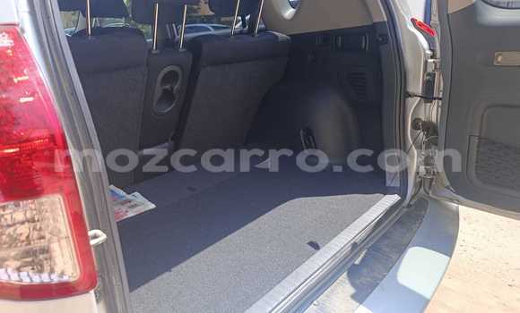 Nunua Ilio tumika Toyota Vanguard Fedha Gari ndani ya Maputo nchini Maputo Nunua Ilio tumika Toyota Vanguard Fedha Gari ndani ya Maputo nchini Maputo