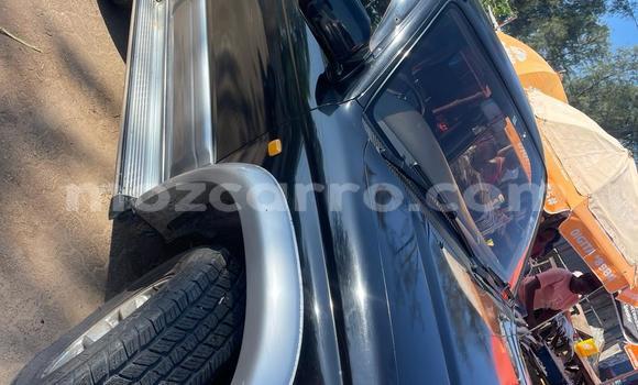 Nunua Ilio tumika Toyota Surf Bluu Gari ndani ya Maputo nchini Maputo Nunua Ilio tumika Toyota Surf Bluu Gari ndani ya Maputo nchini Maputo