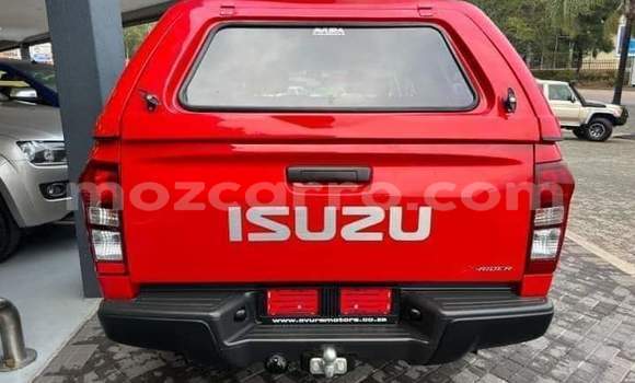 Comprar Usado Isuzu D-MAX Vermelho Carro em Maputo em Maputo Comprar Usado Isuzu D-MAX Vermelho Carro em Maputo em Maputo