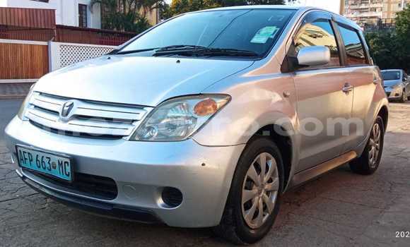 Nunua Ilio tumika Toyota IST Brown Gari ndani ya Maputo nchini Maputo Nunua Ilio tumika Toyota IST Brown Gari ndani ya Maputo nchini Maputo