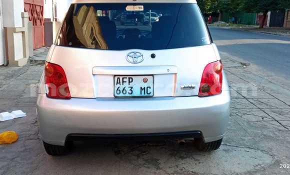 Nunua Ilio tumika Toyota IST Brown Gari ndani ya Maputo nchini Maputo Nunua Ilio tumika Toyota IST Brown Gari ndani ya Maputo nchini Maputo