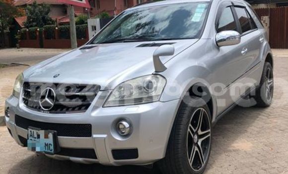 Nunua Ilio tumika Mercedes-Benz CLS250 Nyingine Gari ndani ya Maputo nchini Maputo