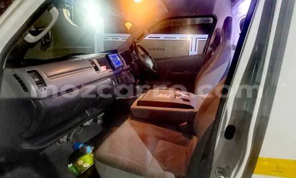 Tenga Tsaru Toyota Hiace Chena Mota in Maputo in Maputo Tenga Tsaru Toyota Hiace Chena Mota in Maputo in Maputo