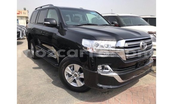 Nunua Imported Toyota Land Cruiser Nyeusi Gari ndani ya Import - Dubai nchini Cabo Delgado Nunua Imported Toyota Land Cruiser Nyeusi Gari ndani ya Import - Dubai nchini Cabo Delgado