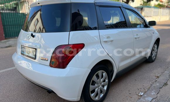 Nunua Ilio tumika Toyota IST Nyeupe Gari ndani ya Maputo nchini Maputo Nunua Ilio tumika Toyota IST Nyeupe Gari ndani ya Maputo nchini Maputo