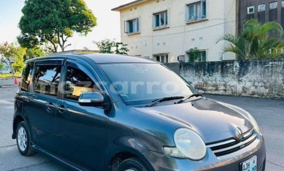Comprar Usado Toyota Sienta De outros Carro em Mabote em Inhambane Comprar Usado Toyota Sienta De outros Carro em Mabote em Inhambane