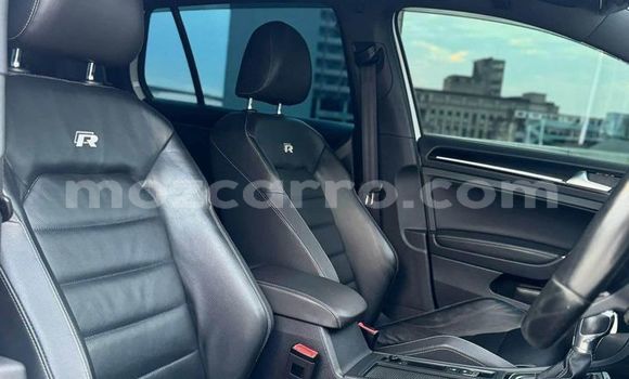 Tenga Tsaru Volkswagen Vento Chena Mota in Mabote in Inhambane Tenga Tsaru Volkswagen Vento Chena Mota in Mabote in Inhambane