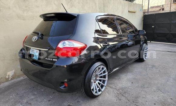 Tenga Tsaru Toyota Auris Zvimwe Mota in Mabote in Inhambane Tenga Tsaru Toyota Auris Zvimwe Mota in Mabote in Inhambane