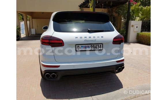Comprar Importar Porsche Cayenne Branco Carro em Import - Dubai em Cabo Delgado Comprar Importar Porsche Cayenne Branco Carro em Import - Dubai em Cabo Delgado