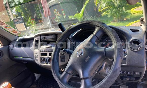 Buy Used Nissan Caravan White Car in Maputo in Maputo Buy Used Nissan Caravan White Car in Maputo in Maputo