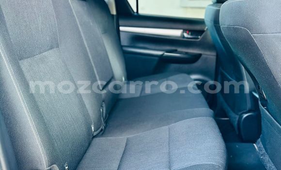 Nunua Ilio tumika Toyota Hiluxe Revo Nyeupe Gari ndani ya Maputo nchini Maputo Nunua Ilio tumika Toyota Hiluxe Revo Nyeupe Gari ndani ya Maputo nchini Maputo