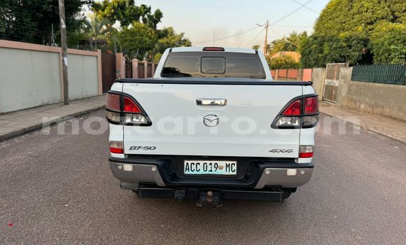 Tenga Tsaru Mazda BT-50 Chena Mota in Maputo in Maputo Tenga Tsaru Mazda BT-50 Chena Mota in Maputo in Maputo