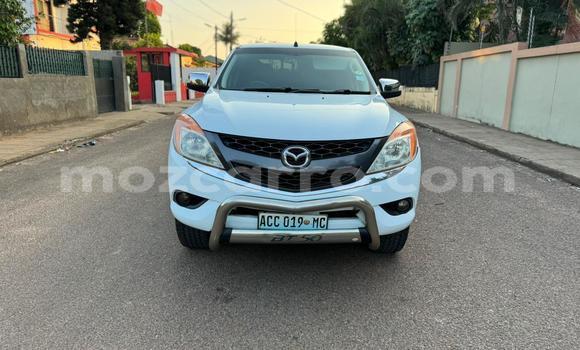 Tenga Tsaru Mazda BT-50 Chena Mota in Maputo in Maputo Tenga Tsaru Mazda BT-50 Chena Mota in Maputo in Maputo