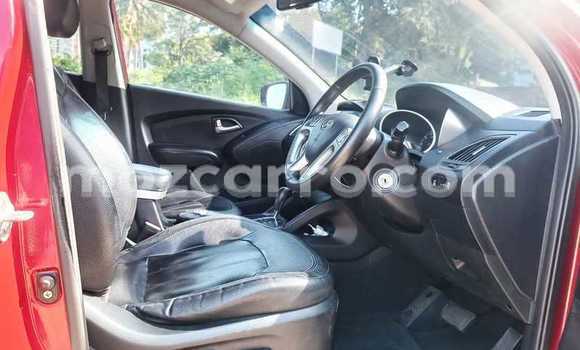 Tenga Tsaru Hyundai ix35 Tsvuku Mota in Maputo in Maputo Tenga Tsaru Hyundai ix35 Tsvuku Mota in Maputo in Maputo