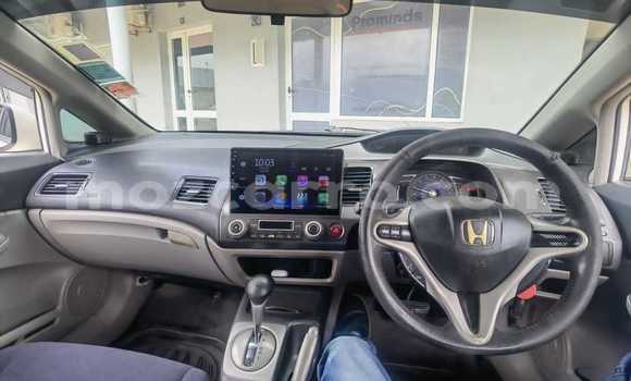 Comprar Usado Honda Civic Branco Carro em Maputo em Maputo Comprar Usado Honda Civic Branco Carro em Maputo em Maputo