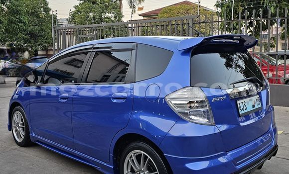 Comprar Usado Honda Fit Azul Carro em Maputo em Maputo Comprar Usado Honda Fit Azul Carro em Maputo em Maputo