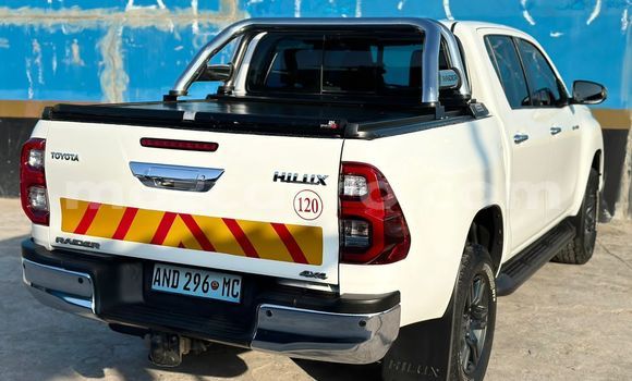 Comprar Novo Toyota Hiluxe Revo Branco Carro em Maputo em Maputo Comprar Novo Toyota Hiluxe Revo Branco Carro em Maputo em Maputo