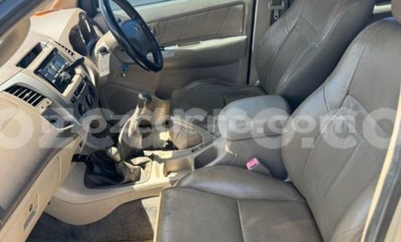 Comprar Usado Toyota Fortuner Bege Carro em Maputo em Maputo Comprar Usado Toyota Fortuner Bege Carro em Maputo em Maputo